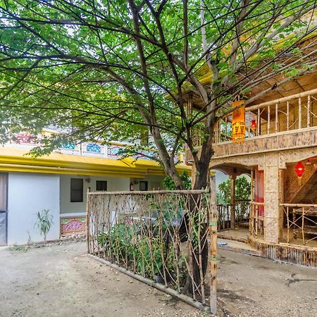 巴马布兹豪兹酒店 Balabag  外观 照片